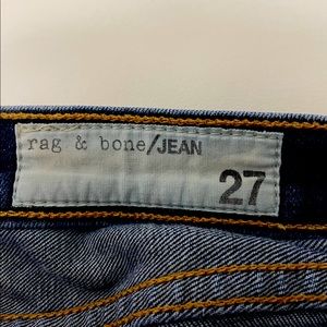 Rag & bone womens skinny jeans, sz 27, Lightly worn, stretchy and form fitting.